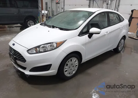 2015 Ford Fiesta S из США, поврежденный, VIN 3FADP4AJ9FM118393